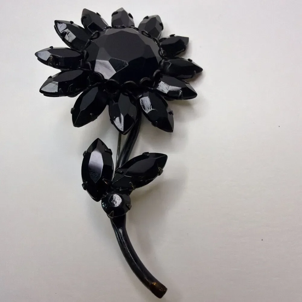 VTG MidCentury Black Rhinestone Flower Brooch Pin Open Back Japanned Daisy AS-IS